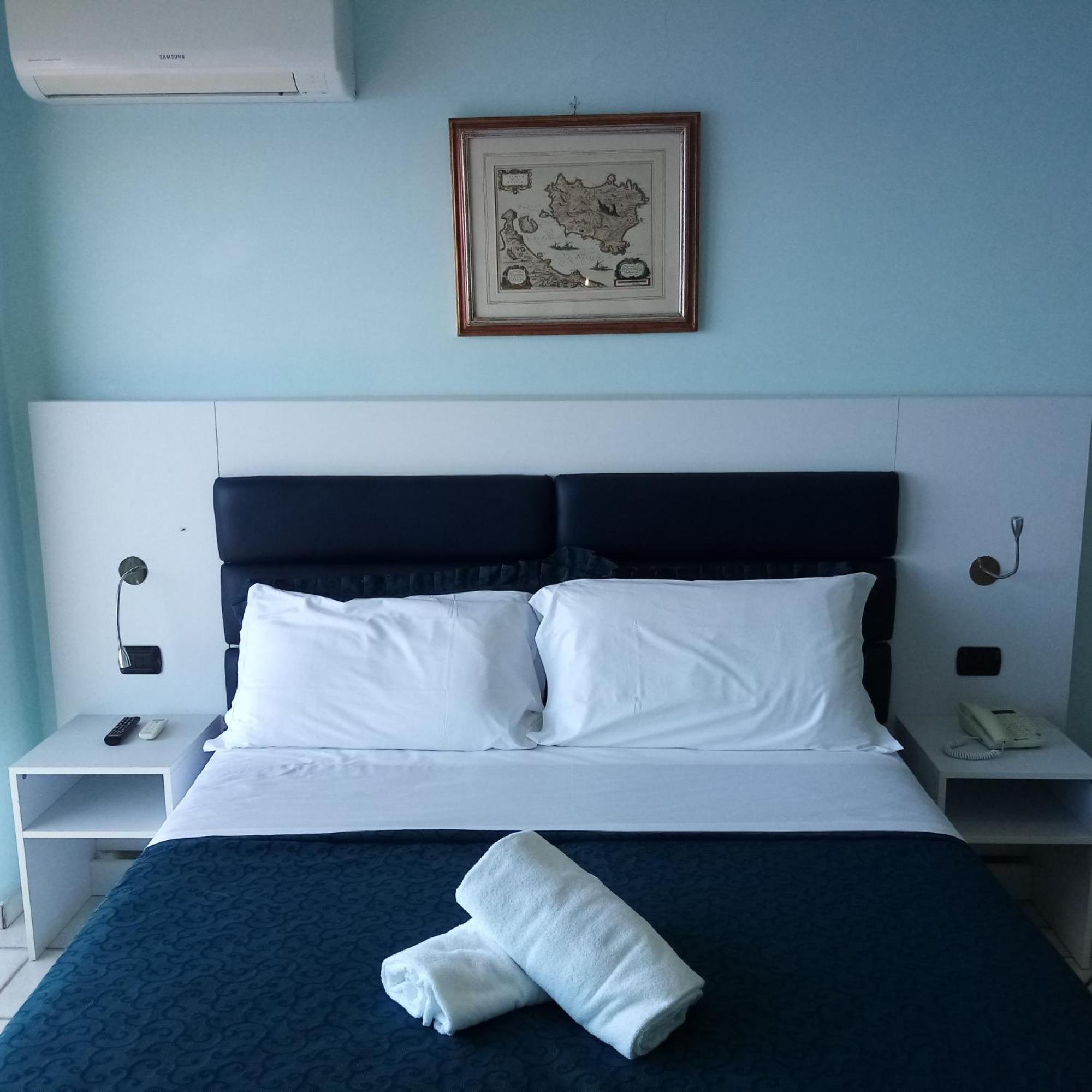 L'Incanto Suites Ischia カザミッチョラ・テルメ 部屋 写真